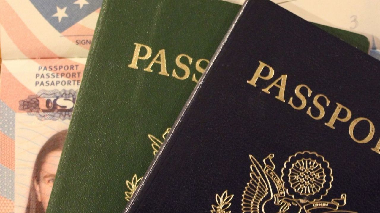 Gazetecilere yeşil pasaport müjdesi!