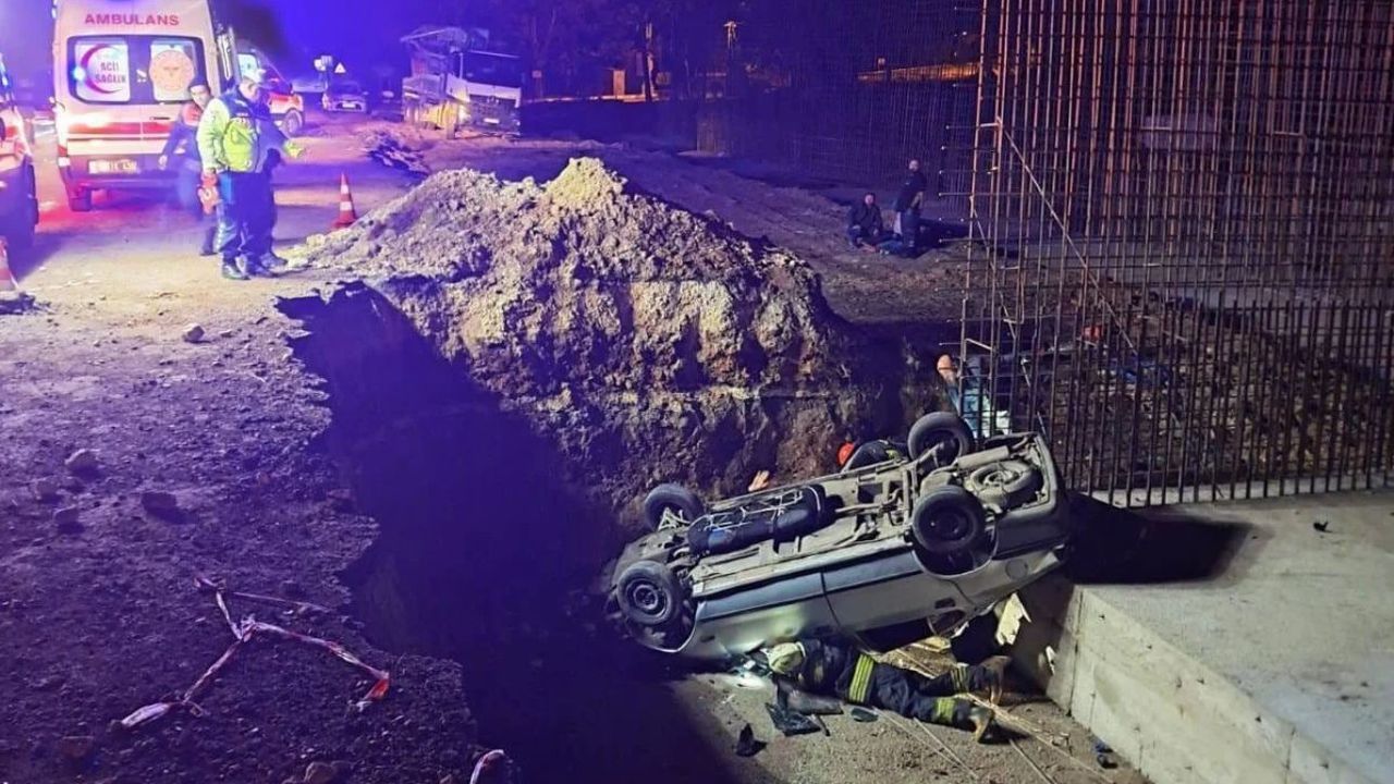 Çukura düşen otomobilden acı haber: 1 ölü, 5 yaralı