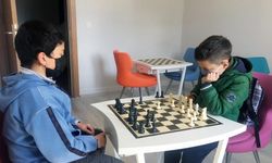 Gençlerin satranç tutkusu
