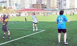 Kadın Futbol takımı çalışmalarına başladı