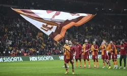 NEW YORK - Galatasaray taraftarları şampiyonluğu kutladı