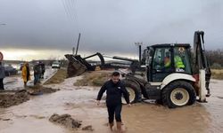 Kırıkkale’de sel ve fırtınada 40 vakaya müdahale edildi