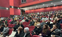 Yozgat duyarsız kalmadı:  'Savaşın gölgesinde insan hakları' konferansı