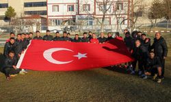 Yozgat Bozokspor maç hazırlıklarına şehitleri anarak başladı