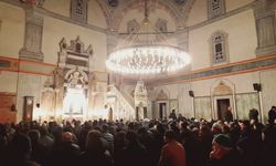 Yozgat'ta Çapanoğlu Büyük Camii'nde sabah namazı buluşması