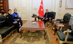 Yozgat Valisi Mehmet Ali Özkan kadın personelleri ağırladı!