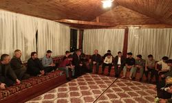 Sarıkaya Kaymakamı Ahmet Nuri Demir öğrencilerle buluştu