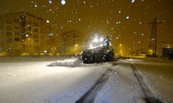 Akdağmadeni'nde belediye sahada