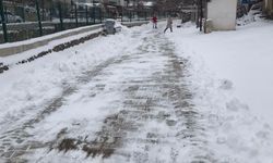 Yozgat'ın o ilçesinde karla mücadele sürüyor