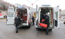 Yozgat'ta ambulansla otomobil çarpıştı: 2 yaralı!