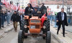 CHP’den Yozgat mitingi: Özel alana traktörle geldi