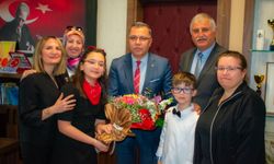 Altınkaynak öğrencileri makamında ağırladı