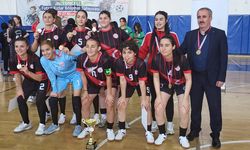 Yozgat futsal kızlar takımı namağlup şampiyon oldu!