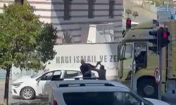 Trafikte dehşet: Kamyon şoförü çekiçle saldırdı