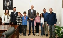 Sorgun Kaymakamı Aydın, şampiyonları tebrik etti