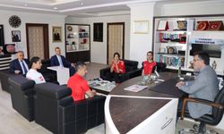 Yerköy Belediye Başkanı Arslan milli sporcuları ağırladı