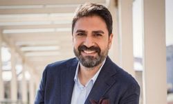 Gazeteci Erhan Çelik kimdir? Ne iş yapar, nereli, babası, eşi kimdir?