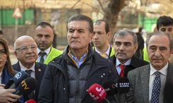 Mustafa Sarıgül kimdir? Ne iş yapar, nerelidir, hangi partiden? Kaç yaşında, eşi ve çocukları kimdir?