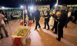 El arabalı düğün takısı sosyal medyada gündem oldu