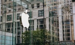 Apple, yapay zeka destekli yeni Siri’yi tanıttı
