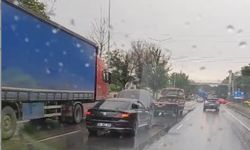 Şiddetli yağış kazaları da beraberinde getirdi