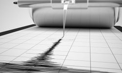 Günün ilk saatlerinde deprem: Kısa süreli panik yaşandı