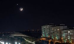 Yozgat semalarında ay yıldız göz kamaştırdı