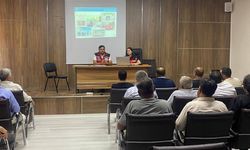Yozgat Aile ve Sosyal Hizmetler İl Müdürlüğü’nden muhtarlara kapsamlı sosyal hizmet bilgilendirmesi