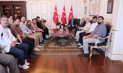 Gençler Yozgat Valisi Özkan'ı ziyaret etti