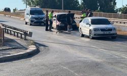 Kaza yapan araçtan yola aktı, sürücüler zor anlar yaşadı