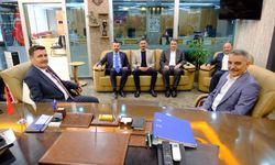 Vali Özkan ve Protokolden Sorgun Esnaf Odası'na hayırlı olsun ziyareti