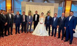 Sungur ailesinin mutlu gününe yoğun katılım