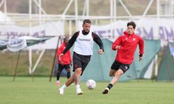 Sivasspor'da yeni sezon mesaisi sürüyor