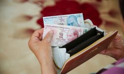 Milyonlarca emekli bekliyor! 3 bin 552 TL fark ödemesinde son aşama