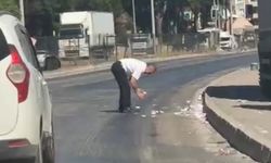 Deste deste paralar yola saçıldı, trafik kısa süreliğine durdu