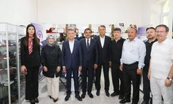 Fuat Oktay, Aydıncık Kadın Girişimi Kooperatifi'ni ziyaret etti