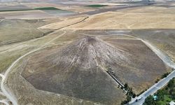 3 bin 200 yıllık tümülüsün sırrı ortaya çıktı