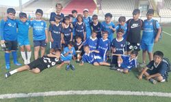 Yozgatlı minik futbolculardan turnuvada üçüncülük