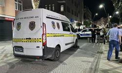 Komşusunu bıçakladı, sokağa ateş açtı: 4 yaralı