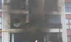 Korkutan apartman yangını! 12 kişi dumandan etkilendi