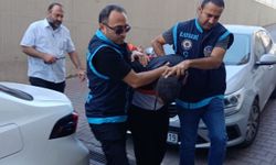 Misafirliğe gittiği evde ev sahibini bıçaklayarak öldürdü!