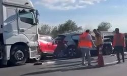 Son dakika: 12 araç birbirine girdi, 6 yaralı!