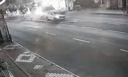 Kontrolden çıkan SUV tipi otomobil refüje çıktı
