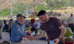 Şefaatli Ülkü Ocakları’ndan pazar ziyareti: Esnaf ve vatandaşlarla buluştular