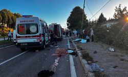 Feci kaza: Tır patpata çarptı, 4 kişi öldü, 9 kişi yaralandı