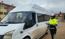 Yenifakılı’da öğrenci ve servis şoförlerine trafik eğitimi