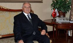 Vecdi Gönül kimdir? Vecdi Gönül'ün oğlu kimdir?