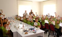 Sorgun’da çocuklar çini boyama etkinliğinde yeteneklerini sergiledi
