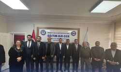 AK Parti Yozgat teşkilatından Eğitim-Bir-Sen’e hayırlı olsun ziyareti