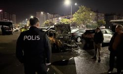 Kaza yapan araç alev aldı: Yangın 3 araca daha sıçradı